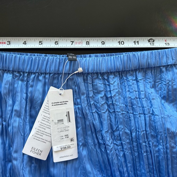 New Eileen Fisher Crushed Silk Flair Midi Skirt XXS Blue Ultramarine $198 2XS - Picture 2 of 8